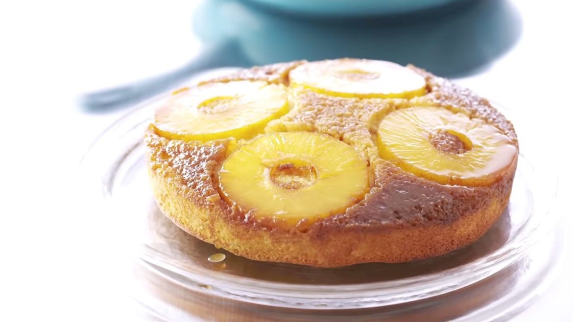 How to Make a Classic Pineapple Upside Down Cake