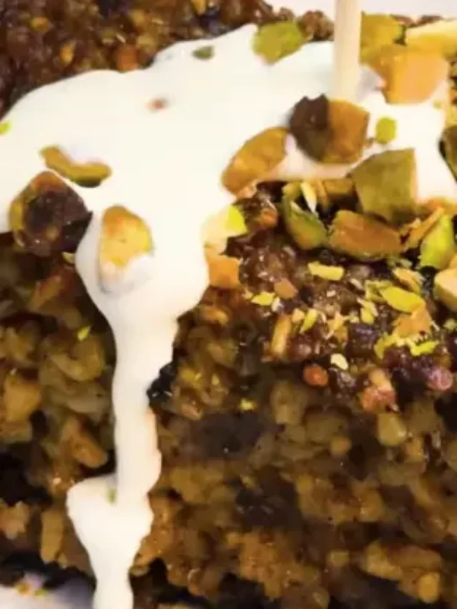 OATMEAL CAKES WITH CITRUS, NUTS & CREAM